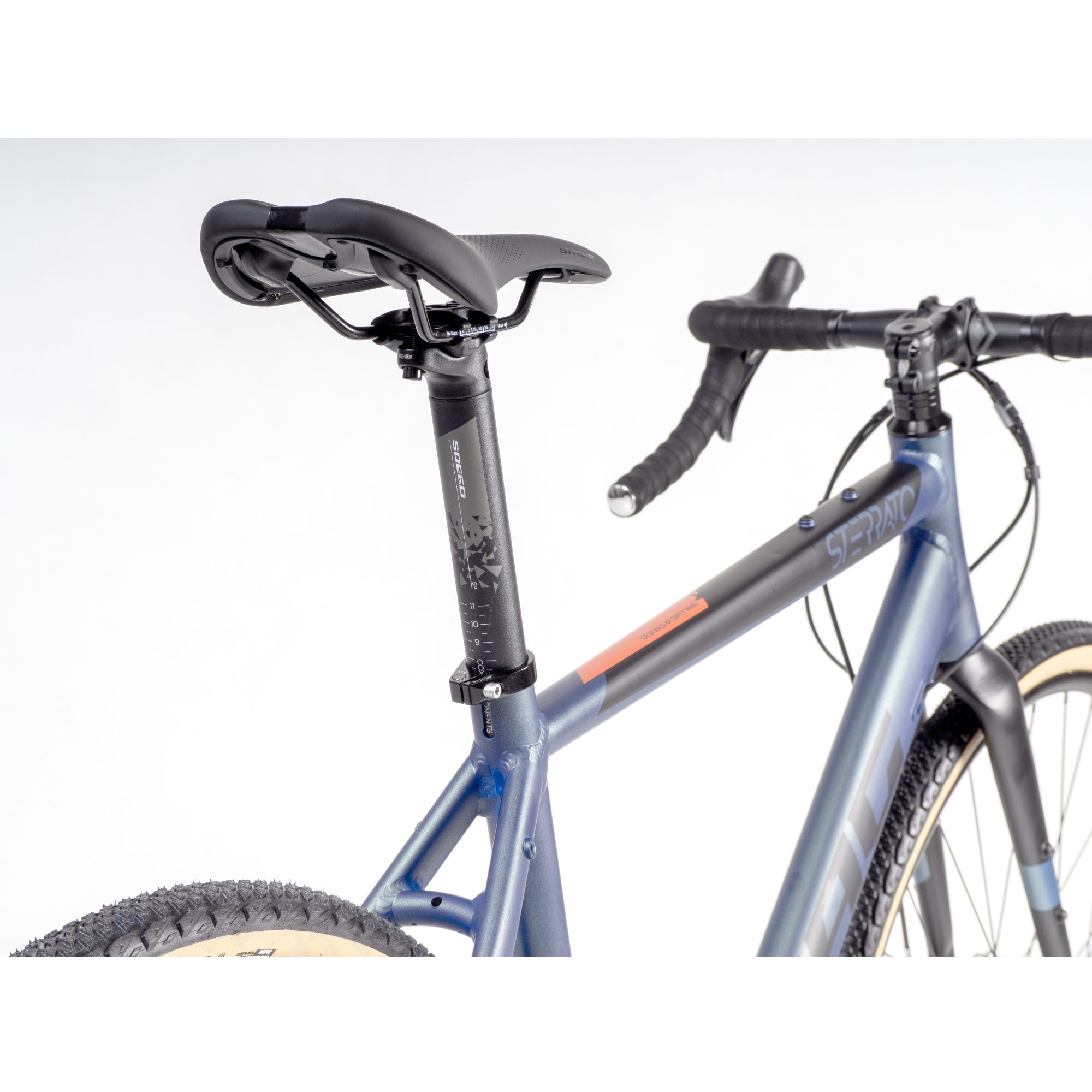 28" Bicicleta gravel para hombre STERRATO 3.0 - 2 x 8 velocidades Shimano CLARIS R2000.