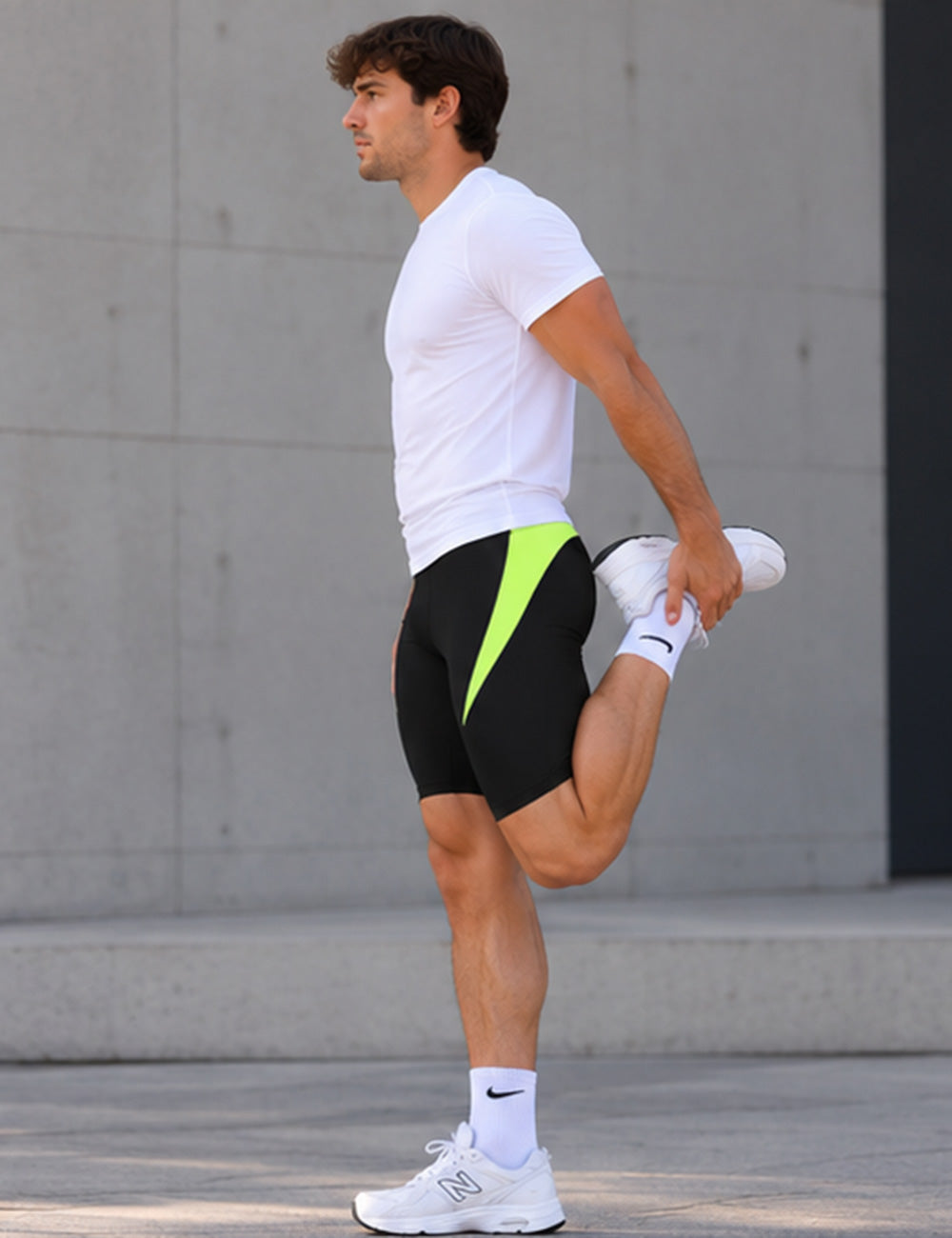 Pantaloni da corsa da uomo corto per neon nero